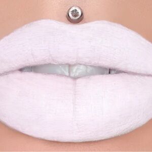 GOD’S GIFT Jeffree Star Velvet Trap Lipstick